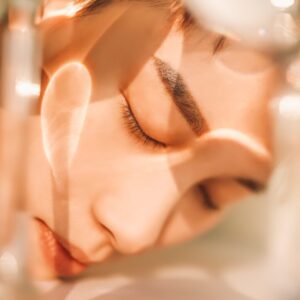 Usuwanie zmian skórnych lub przebarwień laserem medycznym